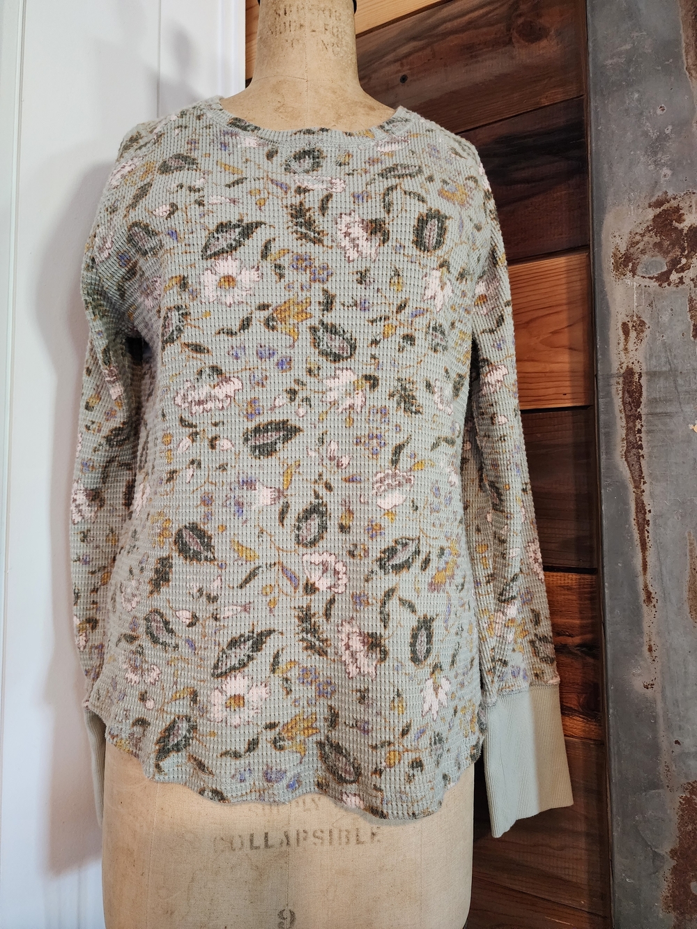 Knox Rose Sage Floral Waffle Knit Pullover